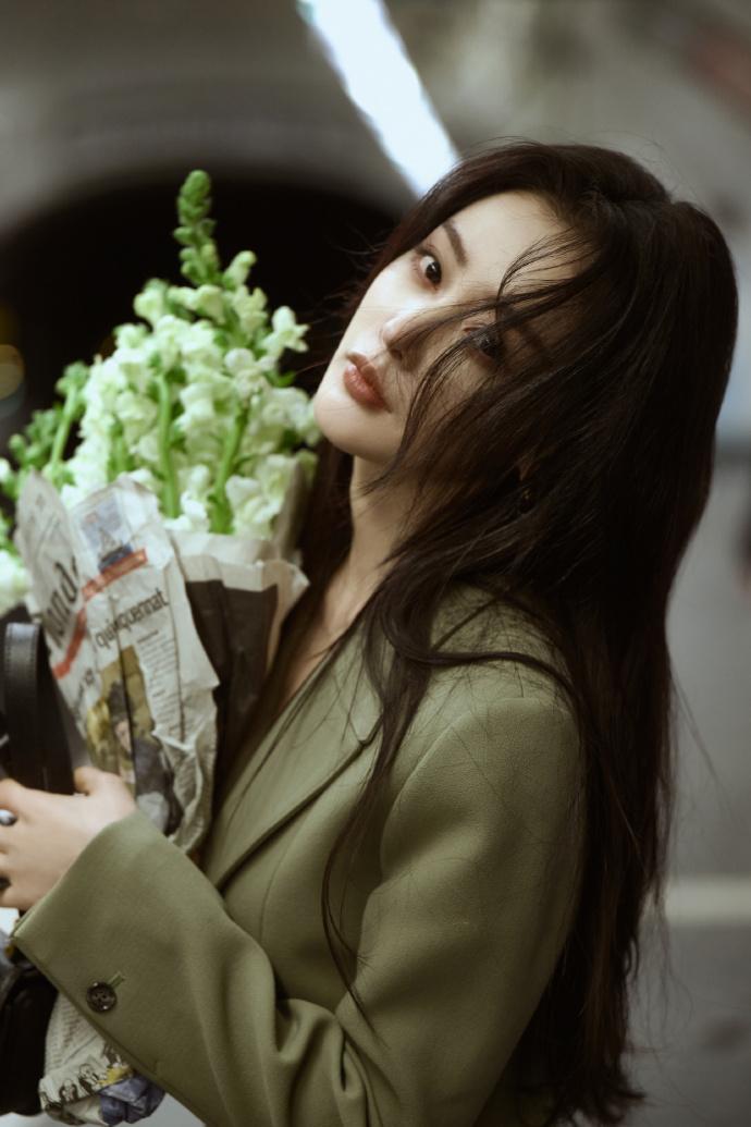 娱乐圈颜值绝美的女明星
[熊猫]张天爱 - 属于那种让人过目不忘的存在 气质优雅