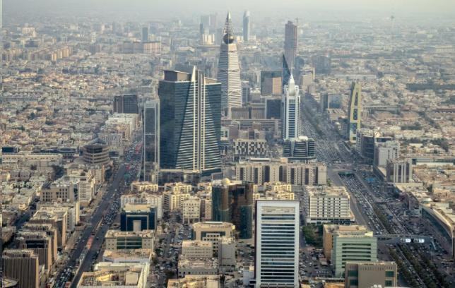 伊朗的死敌——沙特开出停战条件：要和平可以，但必须先废掉伊朗的导弹能力。
 
没