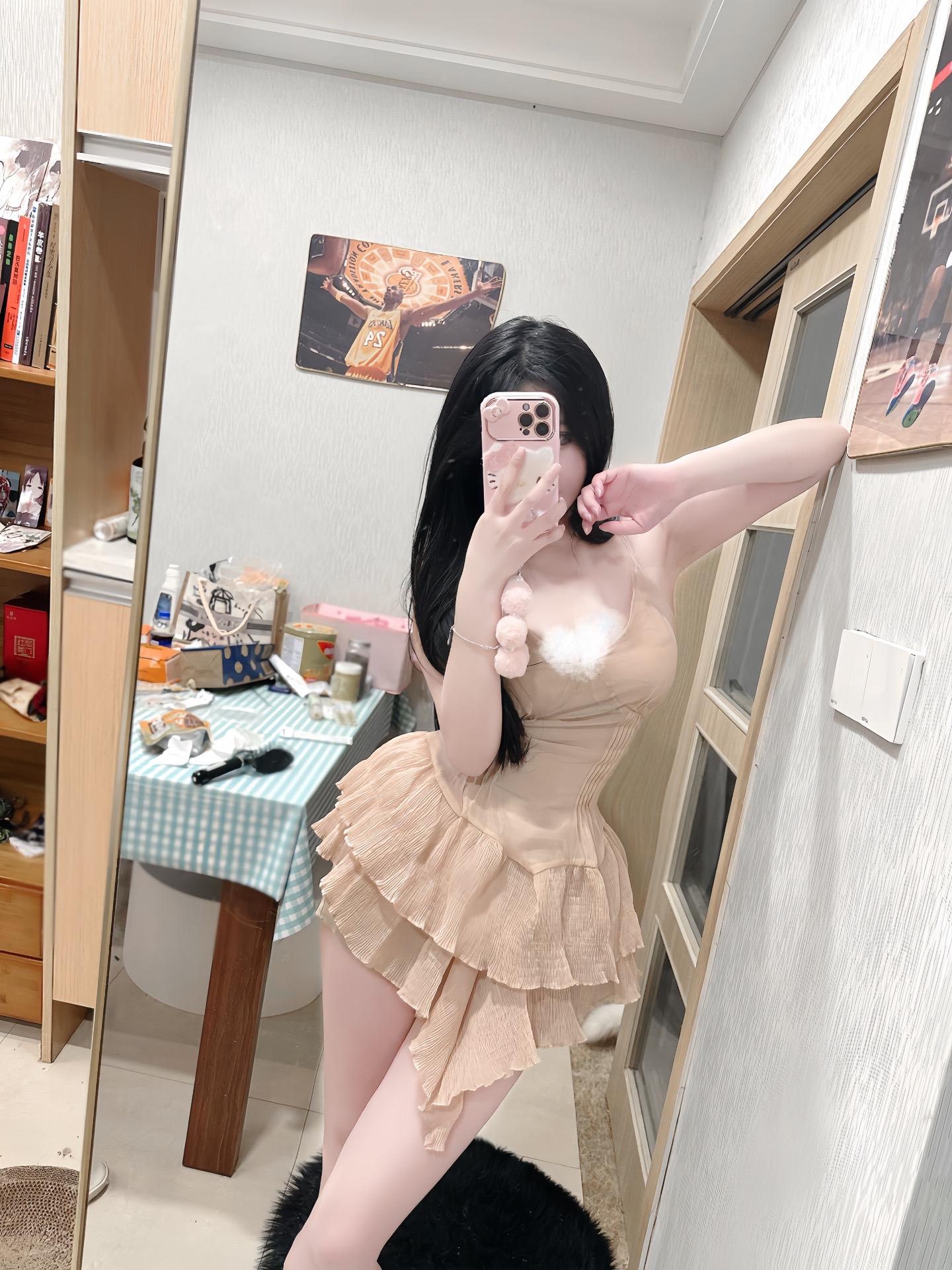 我知道你 喜欢言而无信且拿友谊的幌子搞暧昧 可惜我从不为偷吃的狗伤心 ...