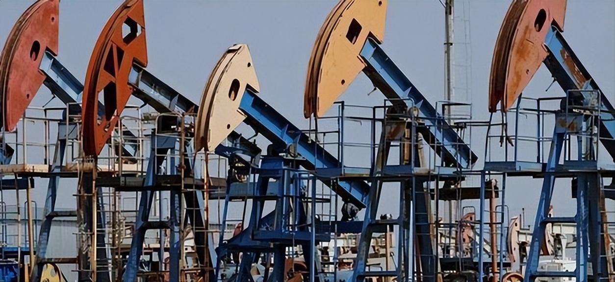 全球油价暴涨，唯独中国不慌！能源危机爆发，多年布局终见成效!
 
最近大家应该都