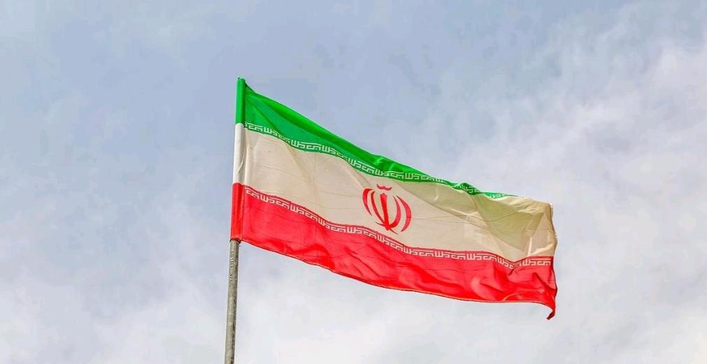 伊朗还是非常的明智！炸沙特美军基地，炸科威特美军基地，炸伊拉克美军基地，炸巴林美