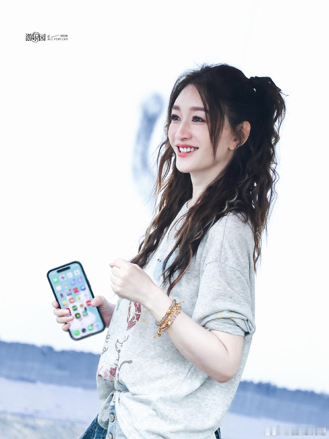 李小冉李小冉一开口我就笑了乘风2026 谁能拒绝这么真实的舞台，心愿便利贴静音封