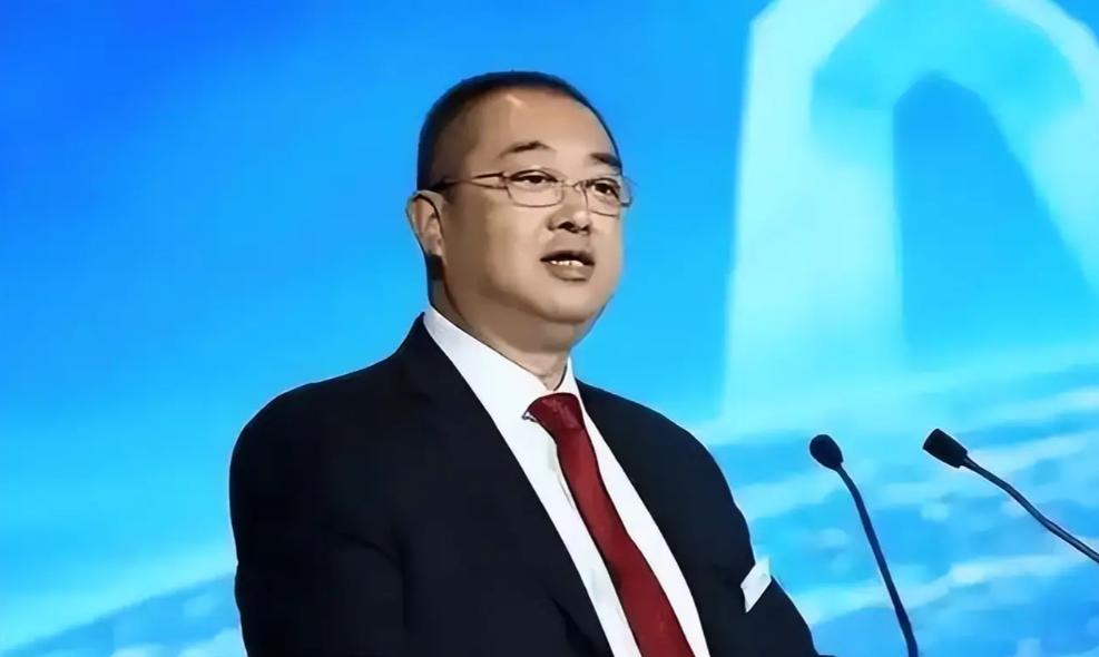 已移居美国加州的恒大前CEO夏海钧，近日向香港法院申请，将每月生活费上限由5万港