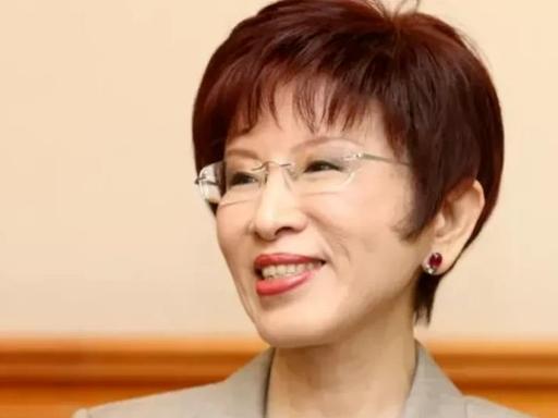 “把那个坏人赶出去！”洪秀柱今天（5月3日）上午出席侯汉廷新书发布会时直言，“这