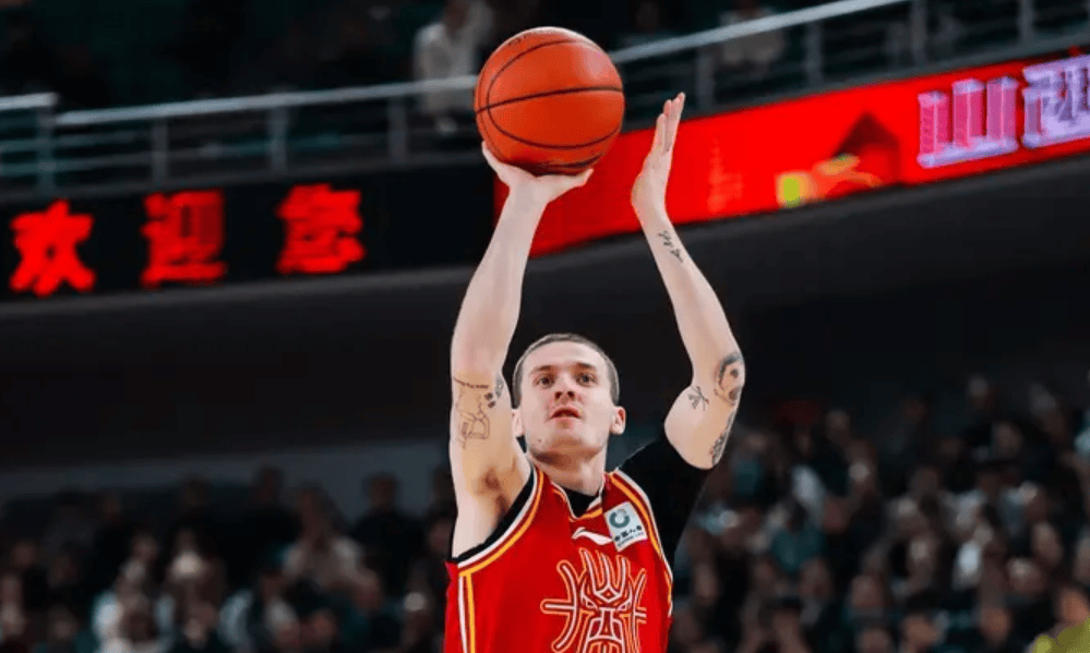 解说员：山西实力是季后赛边缘，任何其他想法都是自寻烦恼