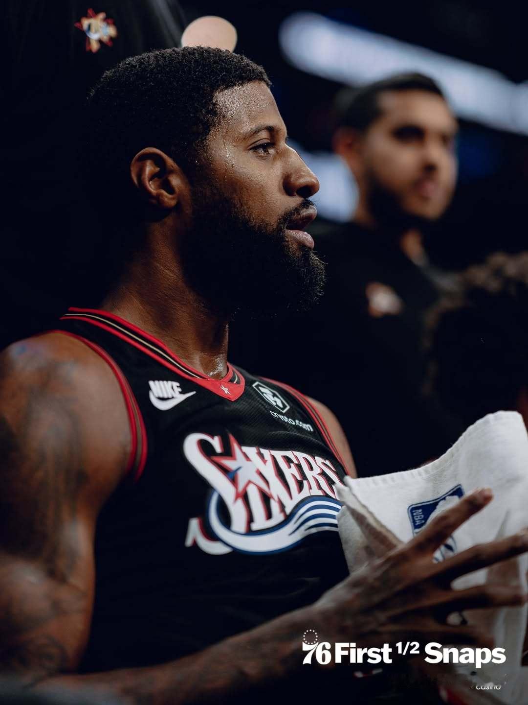 赛事图集！分享一组76人队昨日对阵篮网队比赛时拍摄的球员现场酷图！费城76人篮球