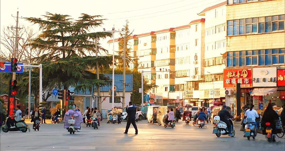 我们穷其一生所追求的东西，原来一开始就有了，喜欢朴实平淡人间烟火的生活 