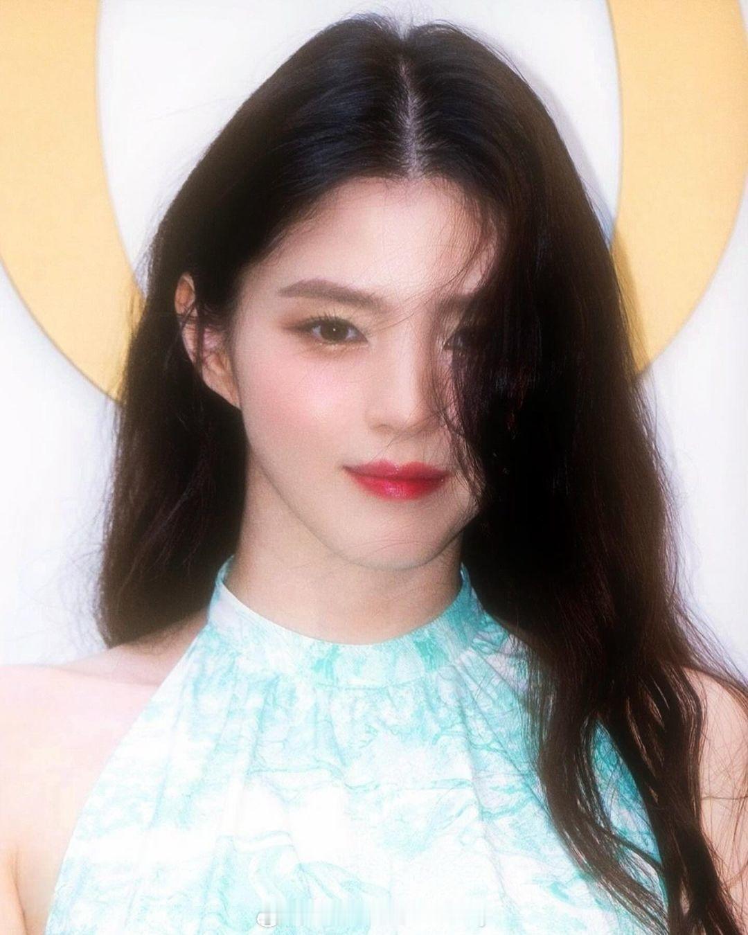 韩素希ins晒照，一次比一次更美！ ​​​