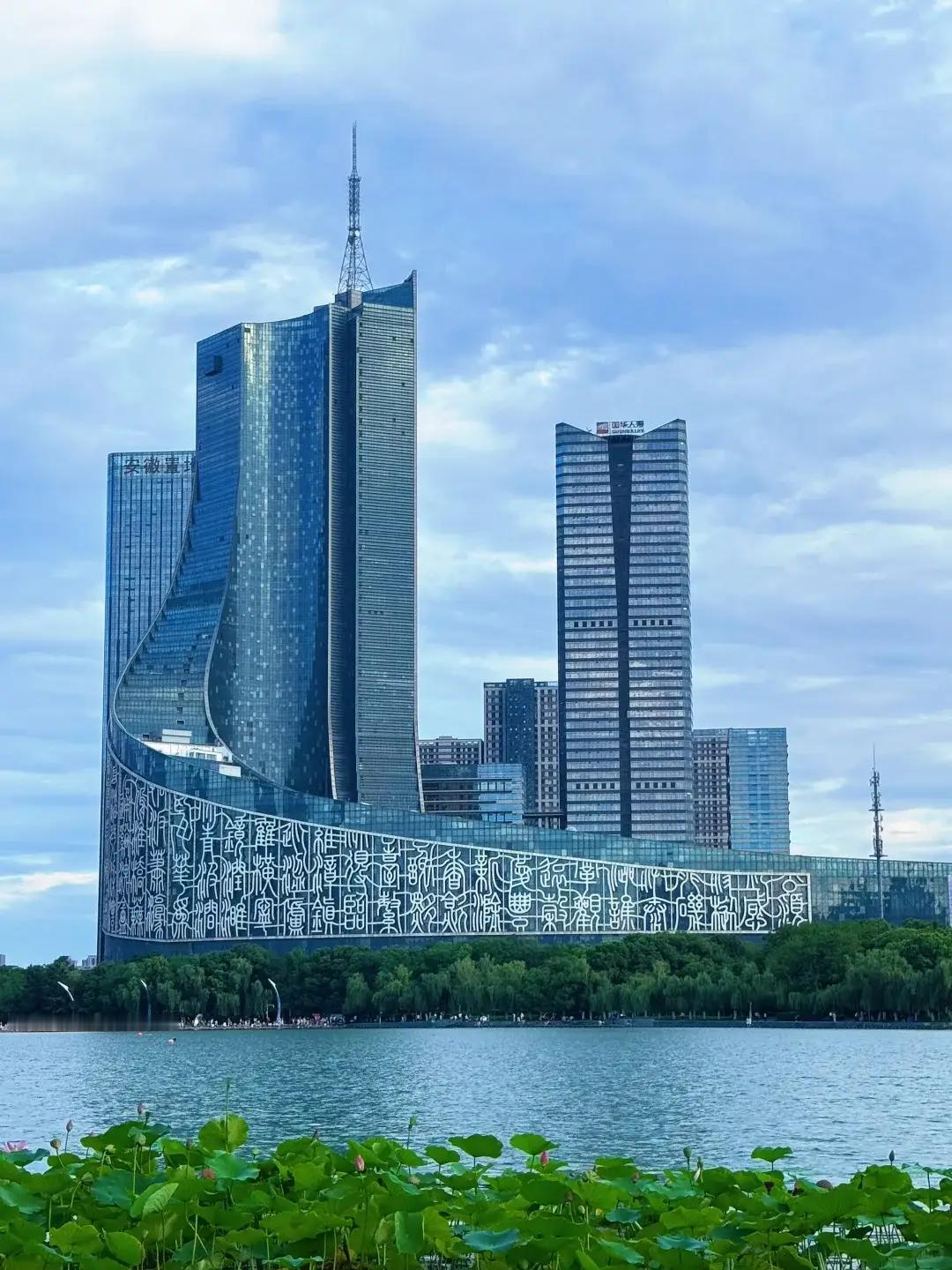 2024年合肥市区中考人数约4.19万，
2025年合肥市区中考人数约4.28万