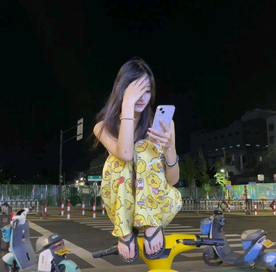 你告诉我，有没有人在扶车
