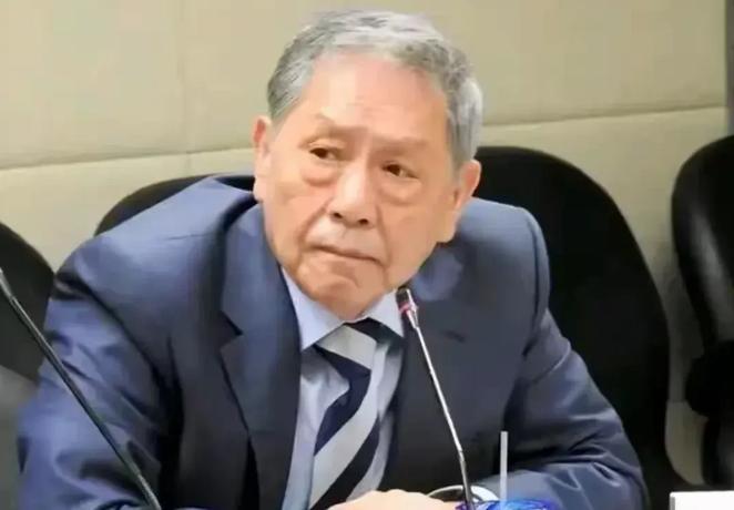 台湾退役中将帅化民说：这次日本军舰闯入中国台湾海峡，等于在向岛内“台独”势力释放