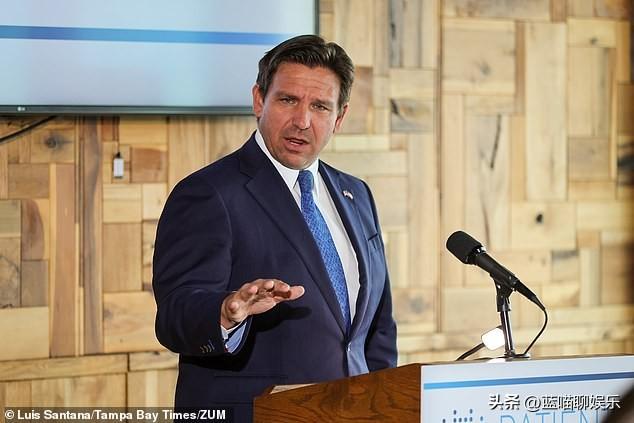 佛罗里达州州长罗恩·德桑蒂斯称不排除2028年竞选总统。
德桑蒂斯的州长任期将于