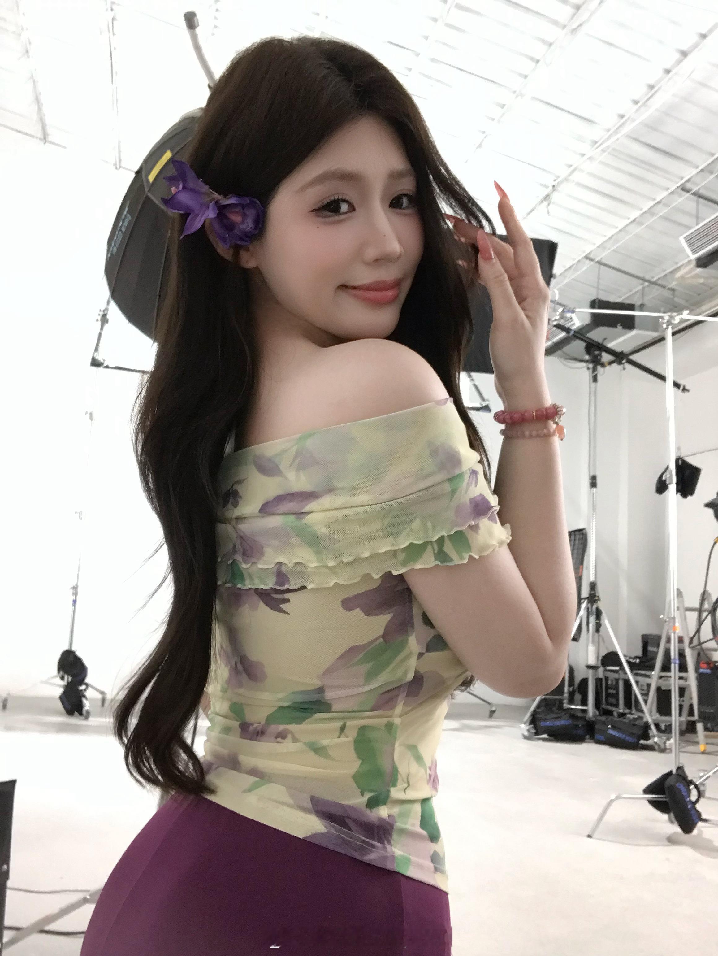 提前剧透下 下期新品里比较爱的👗 