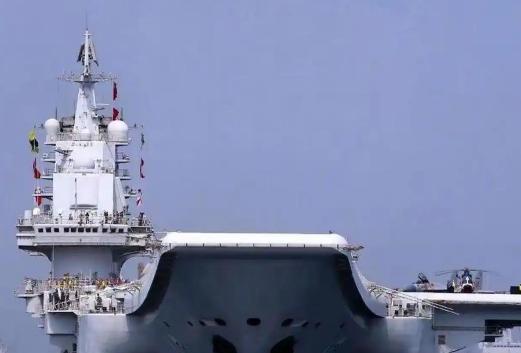 反转！美国福特级弹射故障频发，大连12万吨核动力航母悄然合体，西方海权要变天？