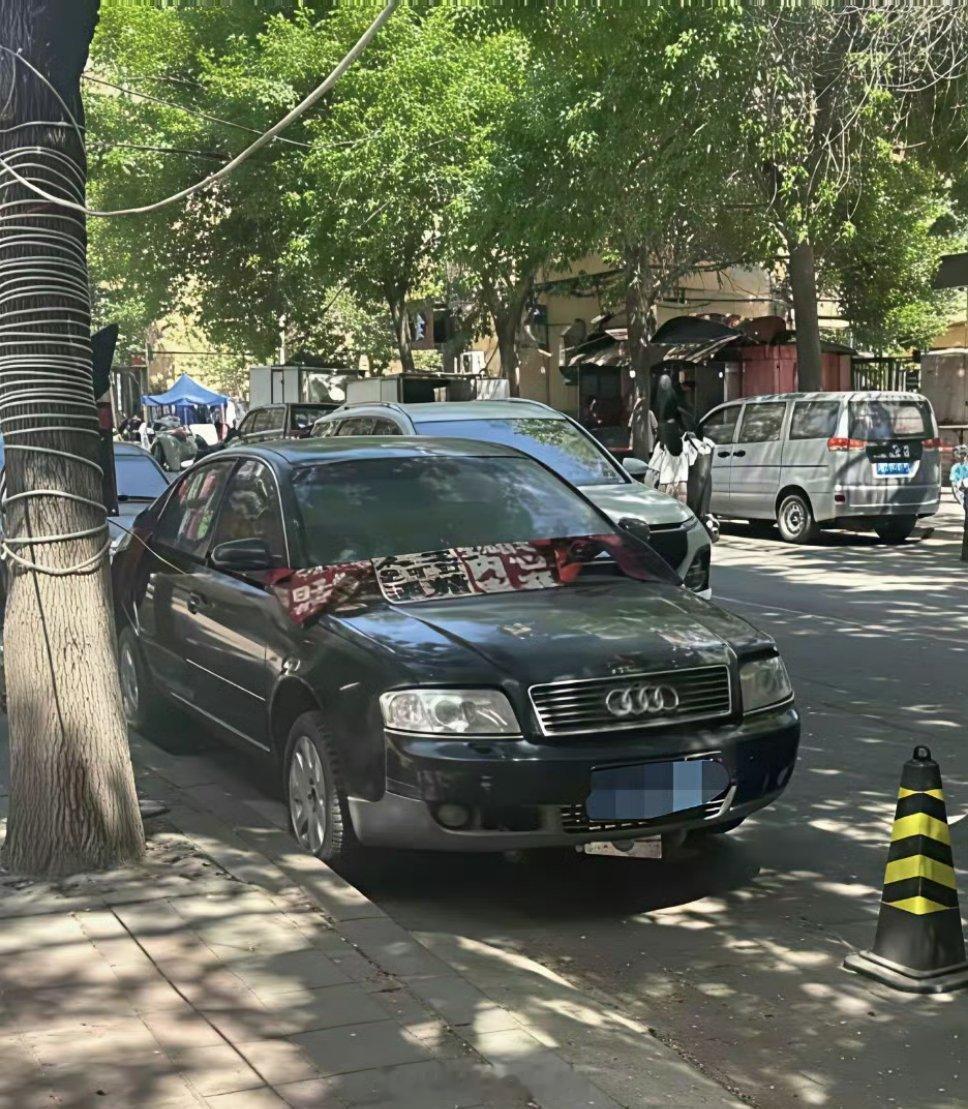 这就有点抽象了啊[允悲]大v聊车 ​​​
