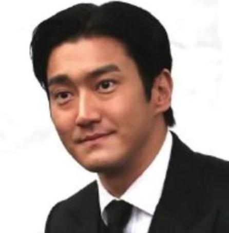 2026年2月2日，大S徐熙媛逝世一周年，其纪念雕像揭幕仪式在台北金宝山举行。S