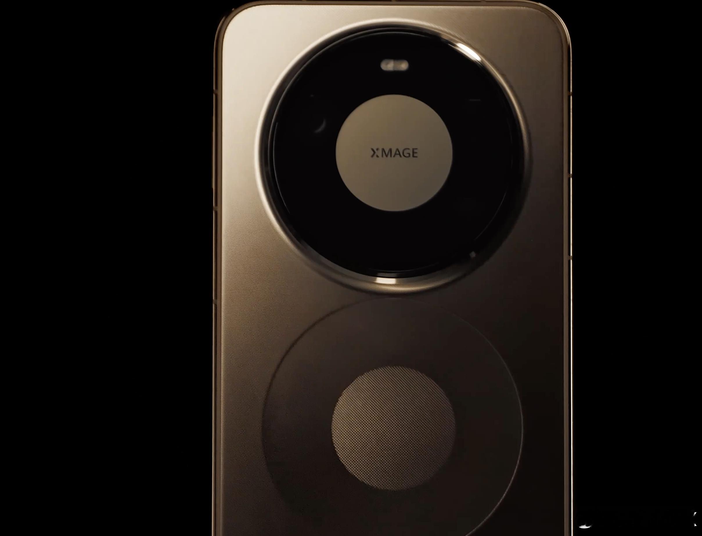 Mate系列的摩卡金回来了？80的摄像头模组和60差不多不过看着更厚实一点，估计