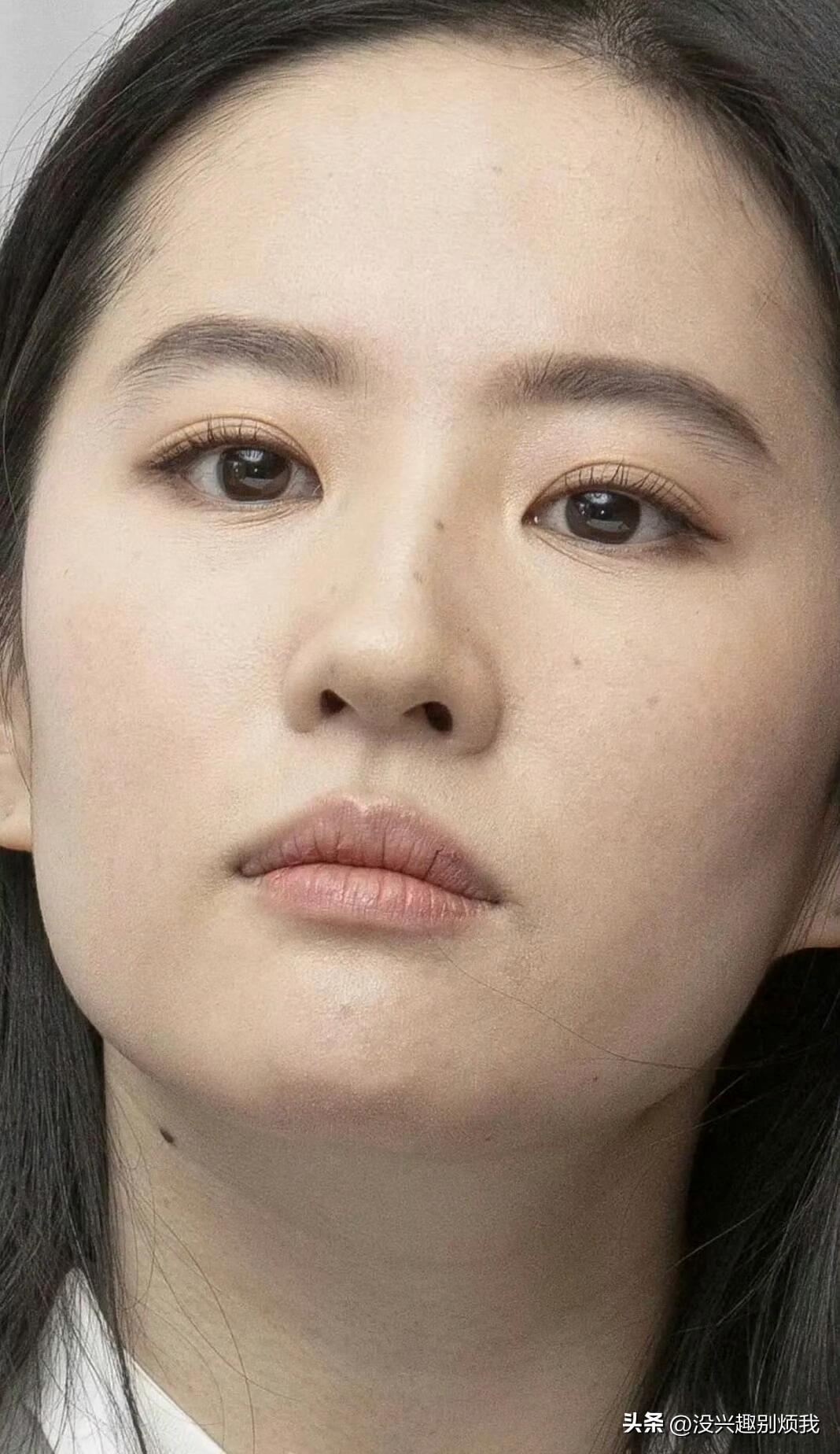 刘亦菲怼脸生图，这双眼皮真漂亮