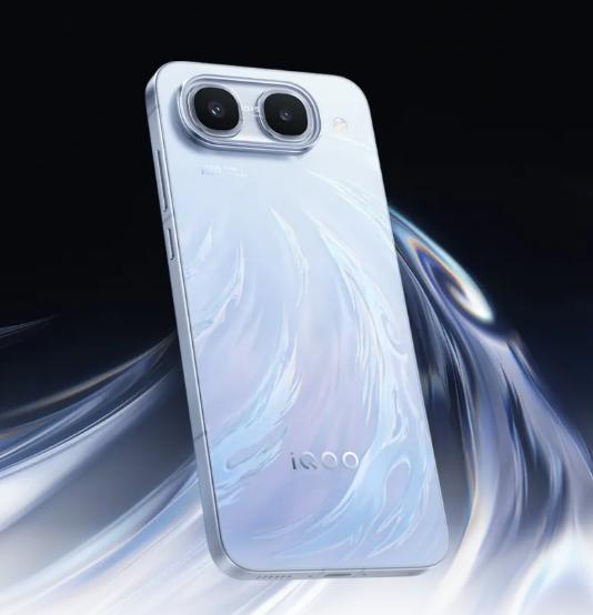 iQOO Neo11至尊版定档8月18日：首发F2发光材料，2K屏+9100mA