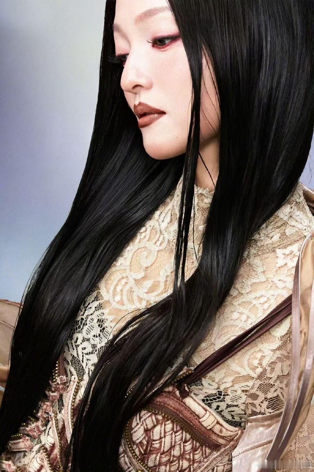 张韶涵新角色赛博歌姬登场张韶涵这次成了我的赛博解药从勇气之花到治愈解药，张韶涵赛