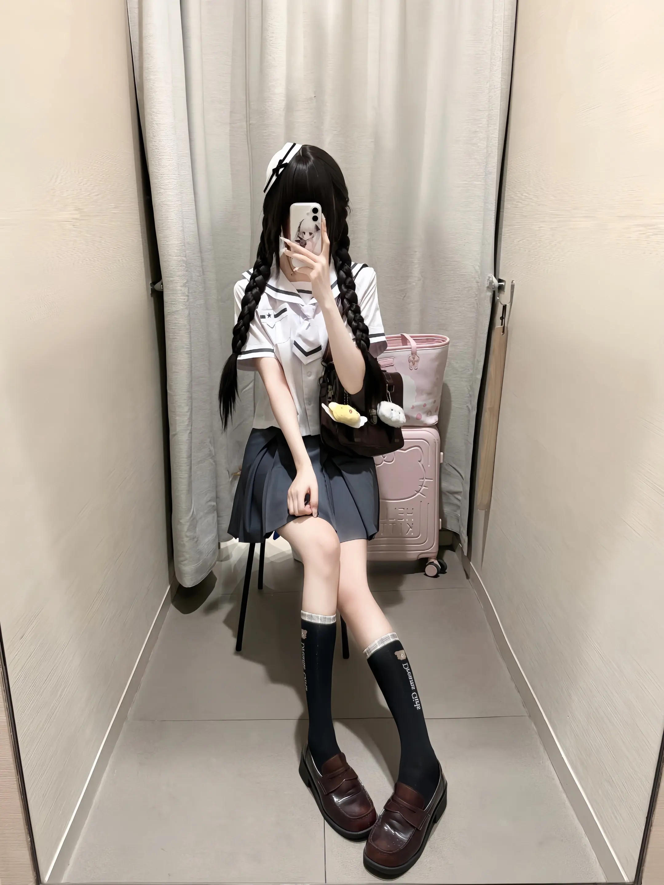 这个世界那么坏 我只想和你好(｡í _ ì｡)