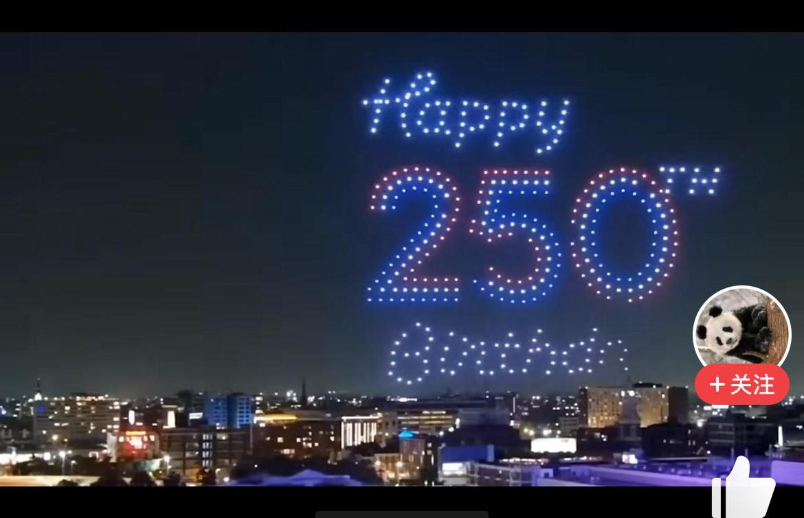 美国在庆祝独立建国250周年。
专家早就说了，美国在走下坡路，是腐朽没落、垂死挣