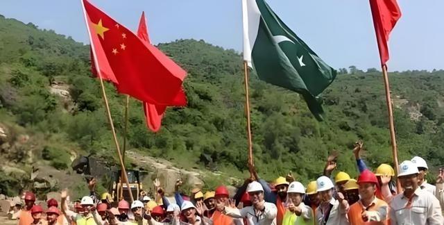 “千万不要低估中国人民支持巴基斯坦的意志和能力”。以色列总理内塔尼亚胡在接受媒体