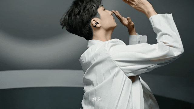 #张艺凡李响双人共舞没看够##张艺凡李响共舞杀疯了# 因为一段舞粉上张艺凡和李响