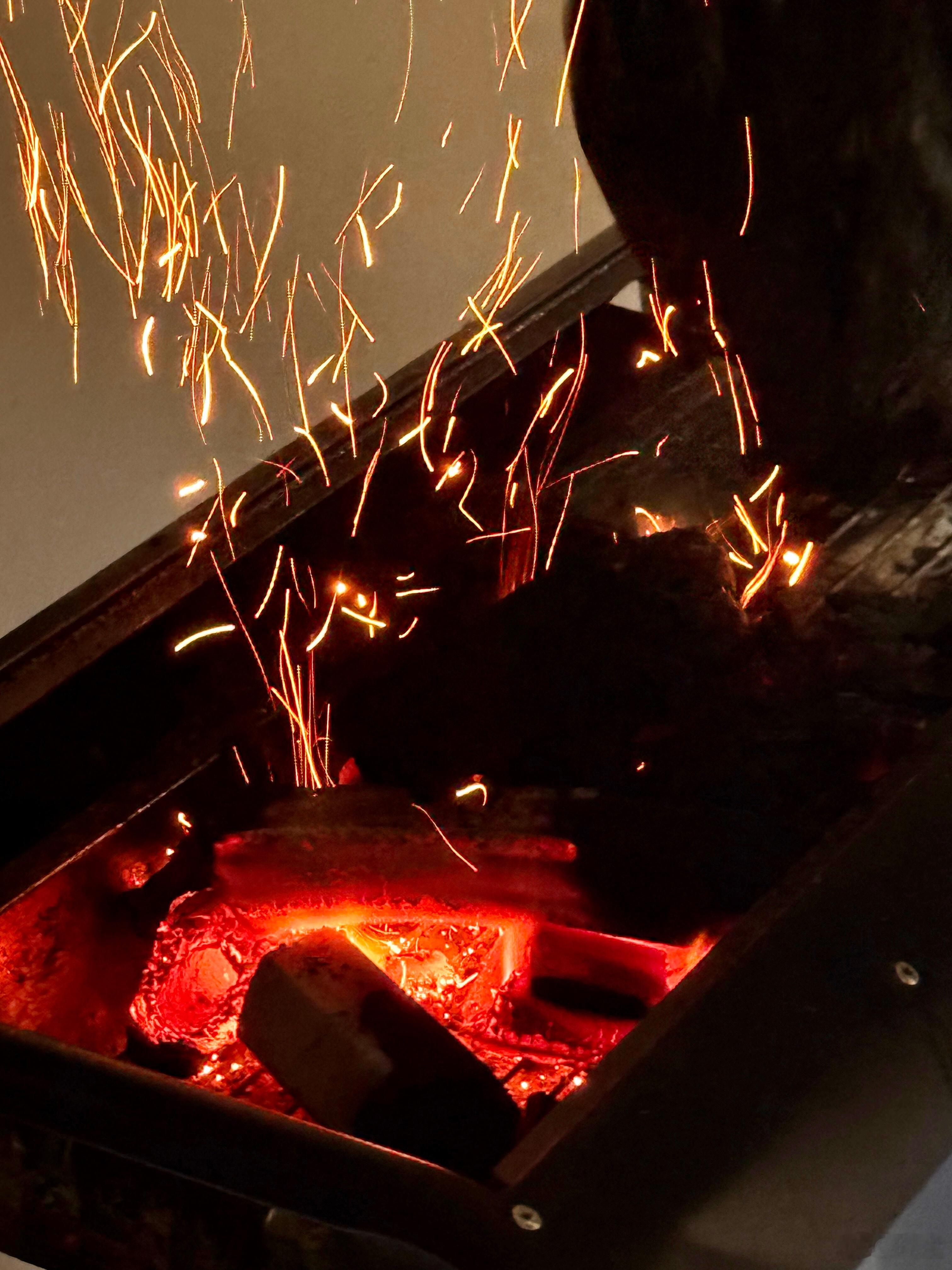 很多人以为“不内耗”是天生冷血我见过真正不内耗的人，他们脑子里都有一条清晰的思维