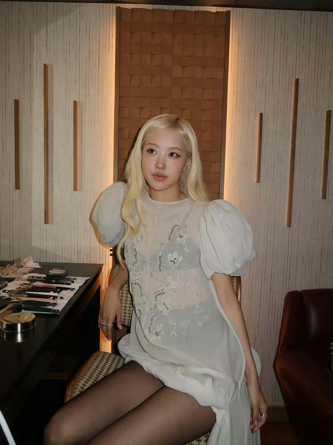 朴彩英 🖤 黑丝美腿的Rosé ​​​