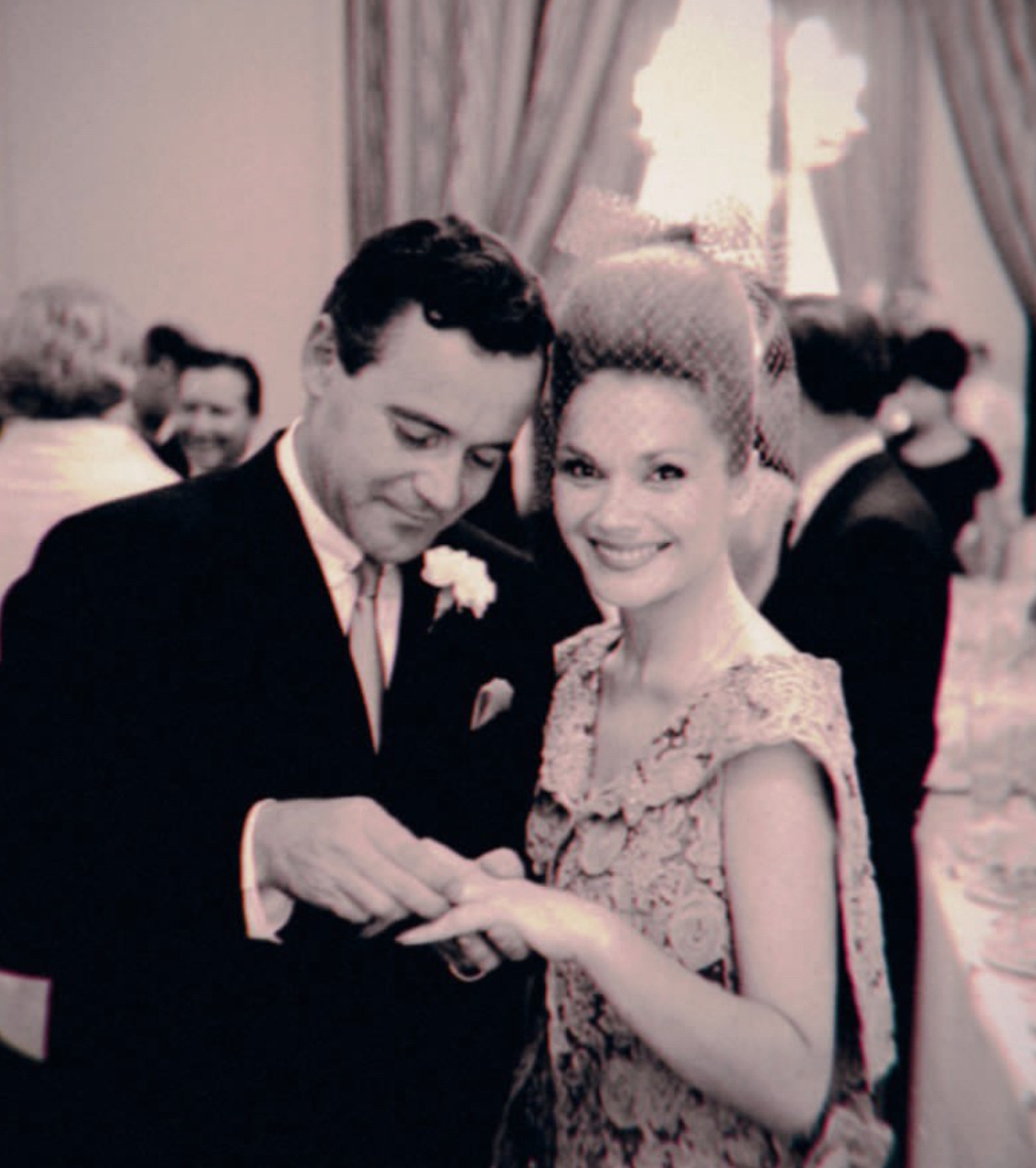 【来自投稿】1962年 美国著名男演员，奥斯卡奖得主 杰克·莱蒙和女演员菲利希亚