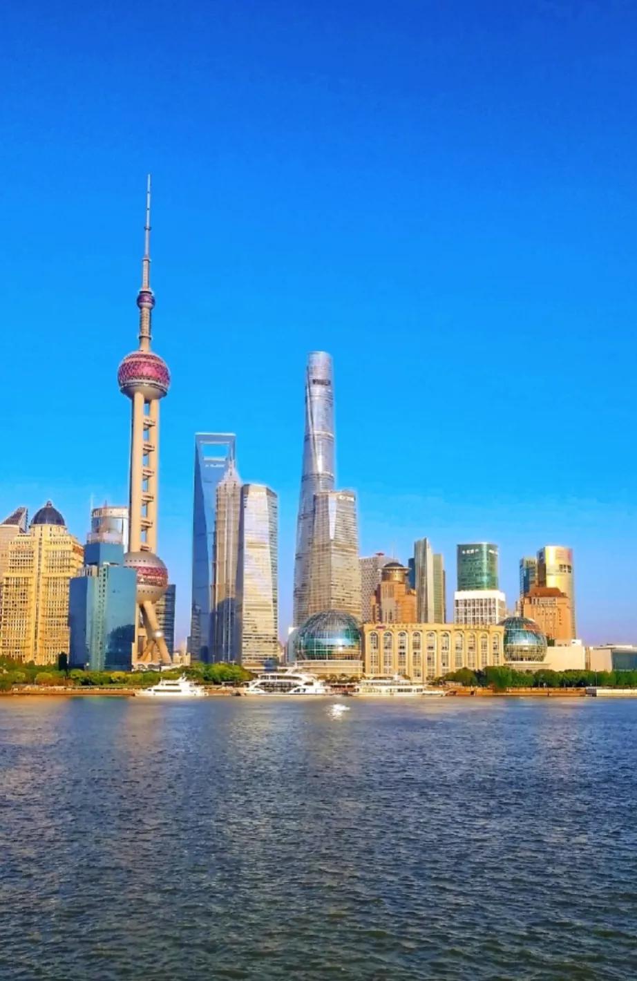 东营和上海的差距竟然这么大！


上海一网红说他每个月挣6万块钱，在上海才勉强度