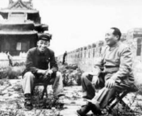 毛泽东主席来过故宫吗？一直是人们关心的问题。根据时任故宫博物院保卫科科长的韩炳文