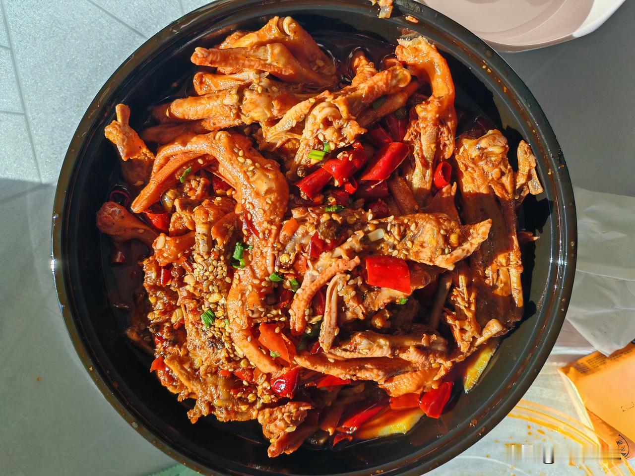 所以我认为我是作为了一个头条忠实粉丝，那么是这样的一个忠实粉丝，自然而然它是属于