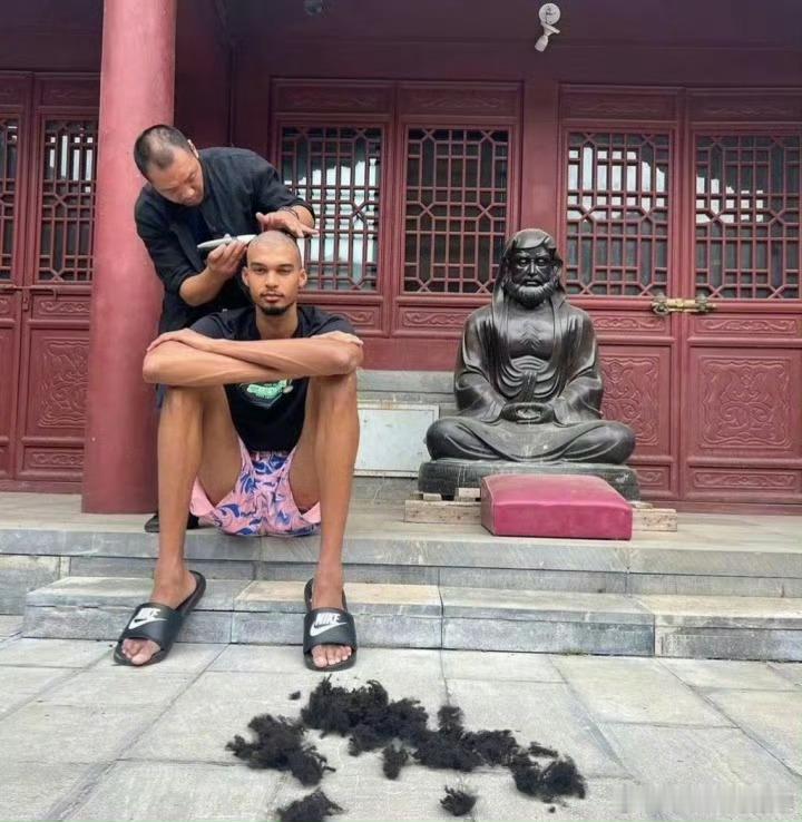 文班晋级总决赛获少林师傅祝福“延安师傅！俺做到了！”少林寺 This is… 