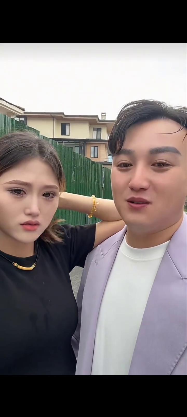 别哭，都要结婚了，有什么可哭的？没事，有什么难的，他爱咋地咋地。没事，家人们，今