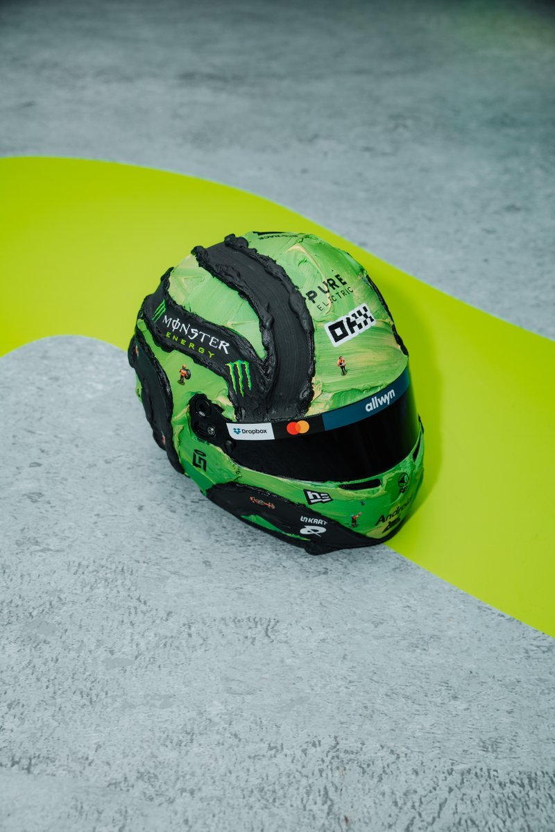 诺里斯拉斯维加斯大奖赛特别款头盔，他将在赌城迎来生涯第150场大奖赛