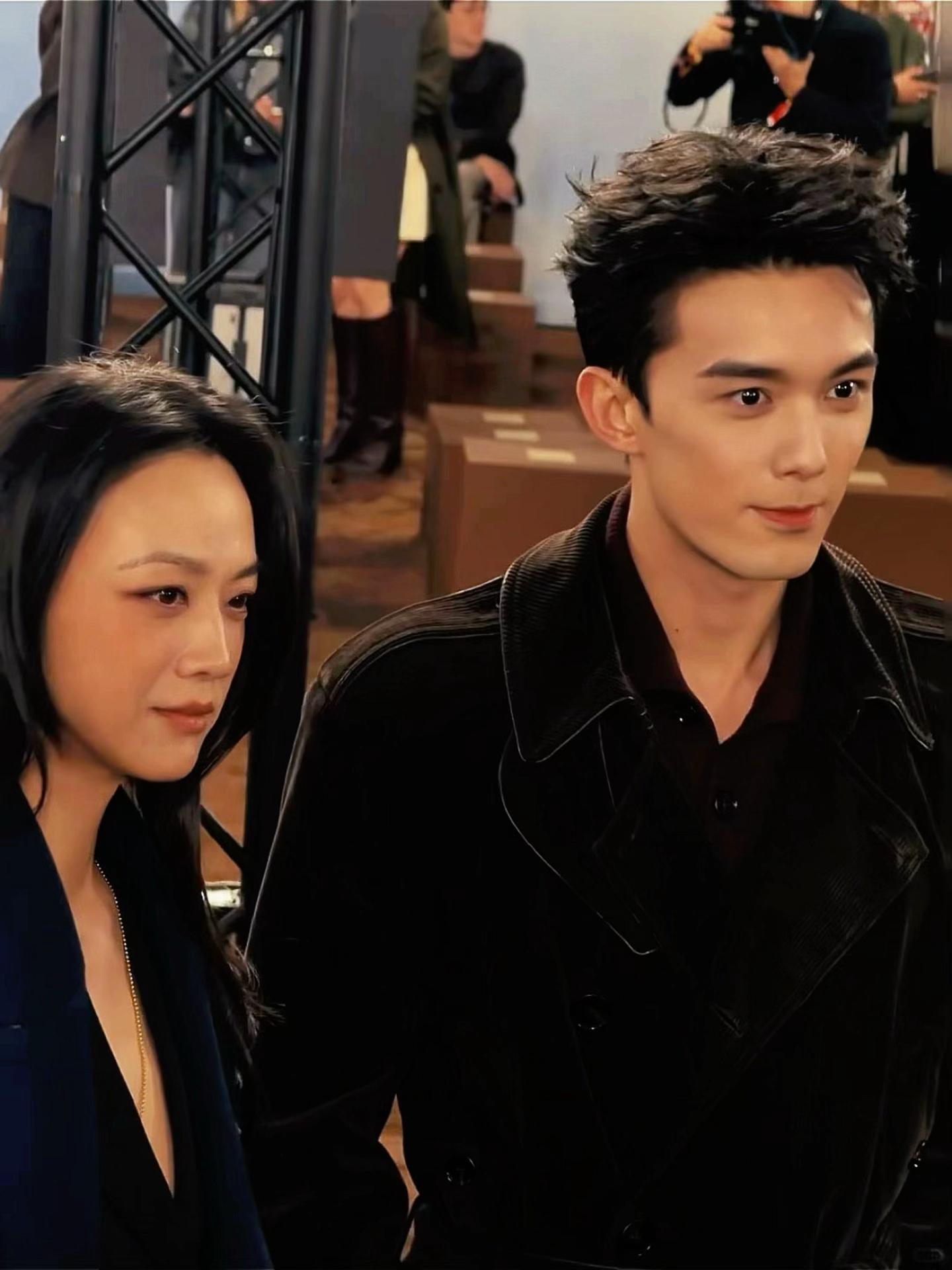 很权威的两张脸