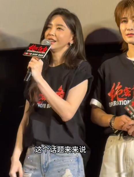 于文文直面生理难关于文文突破心理恐惧拍戏生理本能的抗拒根本骗不了人，于文文硬生生