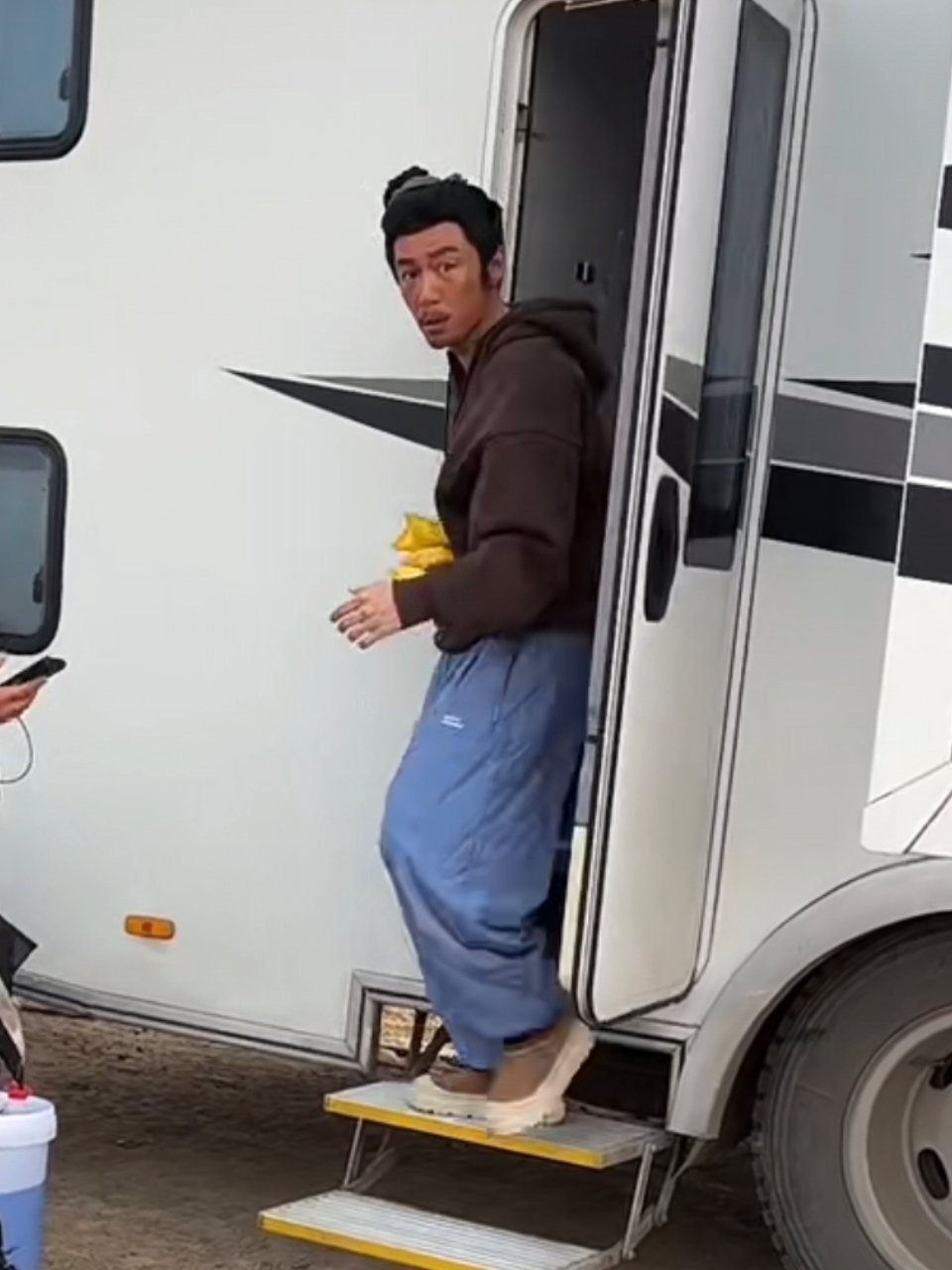 霸总下乡变形计，爆改老农民 