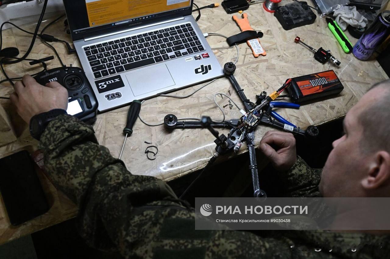 🇷🇺俄罗斯波克罗夫斯基（克拉斯诺阿尔梅斯基）方向中央部队群无人机维修组装实验
