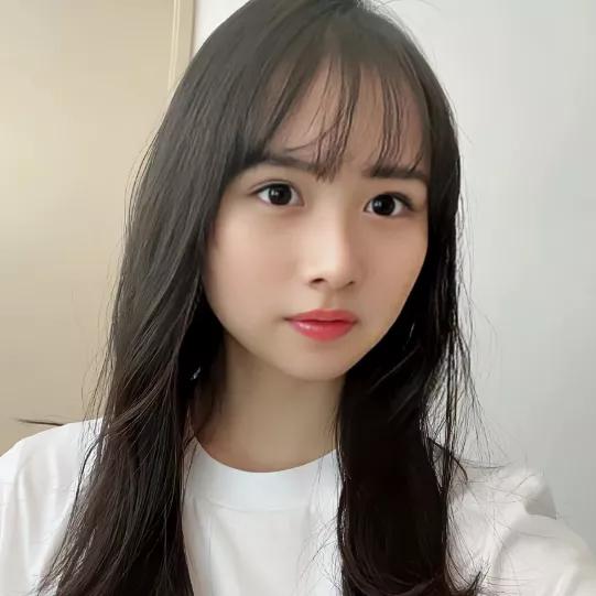 清新少女风，白T恤与黑发的完美搭配！？