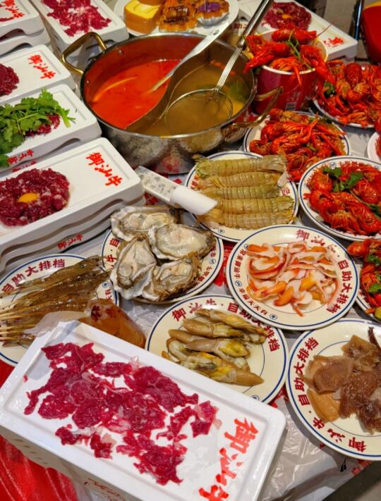 吃到扶墙出！苏宁大口吃肉的快乐吖！