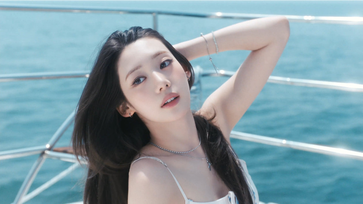 怎么这么漂亮这么漂亮啊啊啊我的夏日女神 