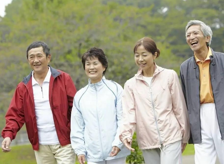 医生：60岁后还能轻松做到6件事，多半与长寿有缘，早了解不吃亏

