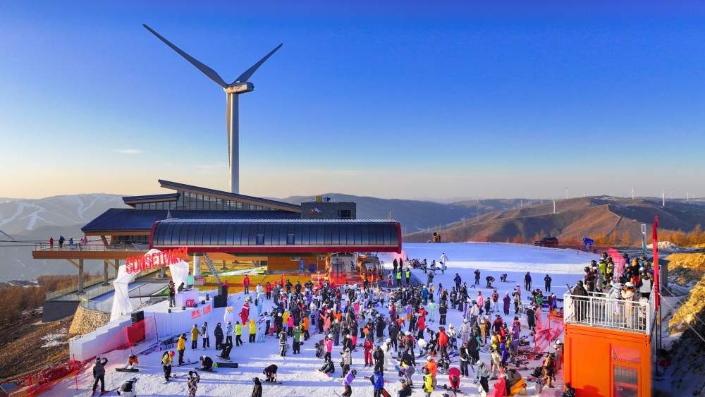 迈向“四季热” 河北冬奥场馆运营提质增效