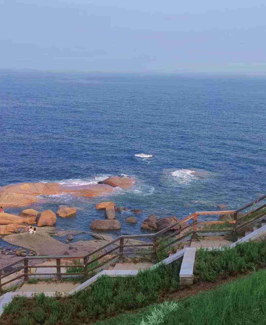 我的今日状态：🐯虎虎生威
我这里的天气：☁️阴天
今天阴天，最高温度21℃，空