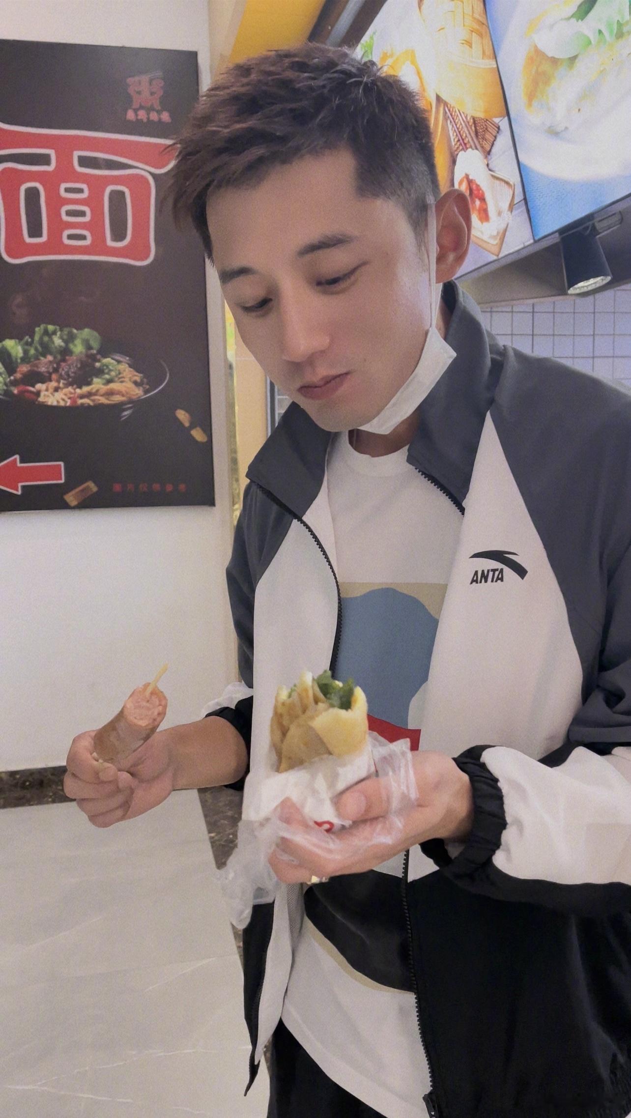 张继科说我的成绩你们质疑不了 说的也没毛病 关键时间没掉过链子 