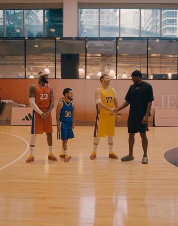 爱德华兹和詹姆斯、库里、东契奇单挑投篮！
🤣🤣🤣🤣库里 NBA nba 