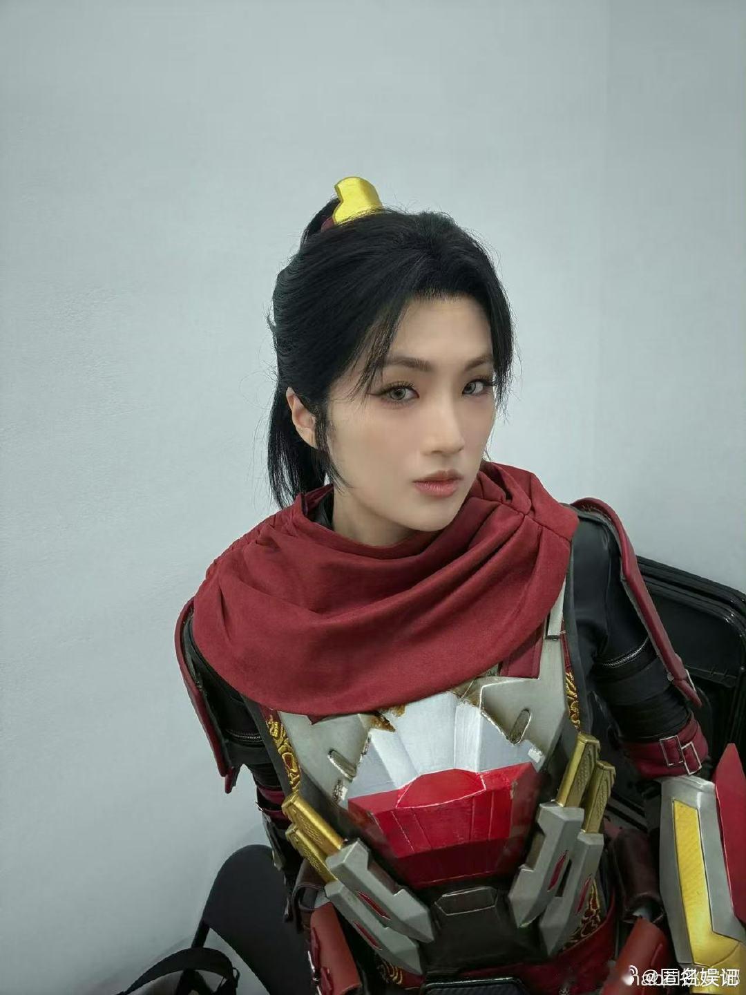姚安娜地铁逃生首演BOSS论姚安娜与游戏BOSS的适配度2025 和平精英刺激之